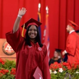 Meet your Posher, Jasmine